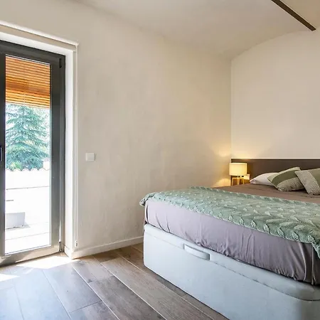 Ku Holiday home *