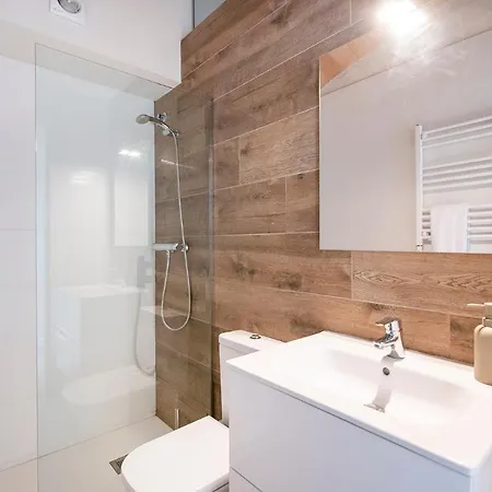 Ku Holiday home Banyoles